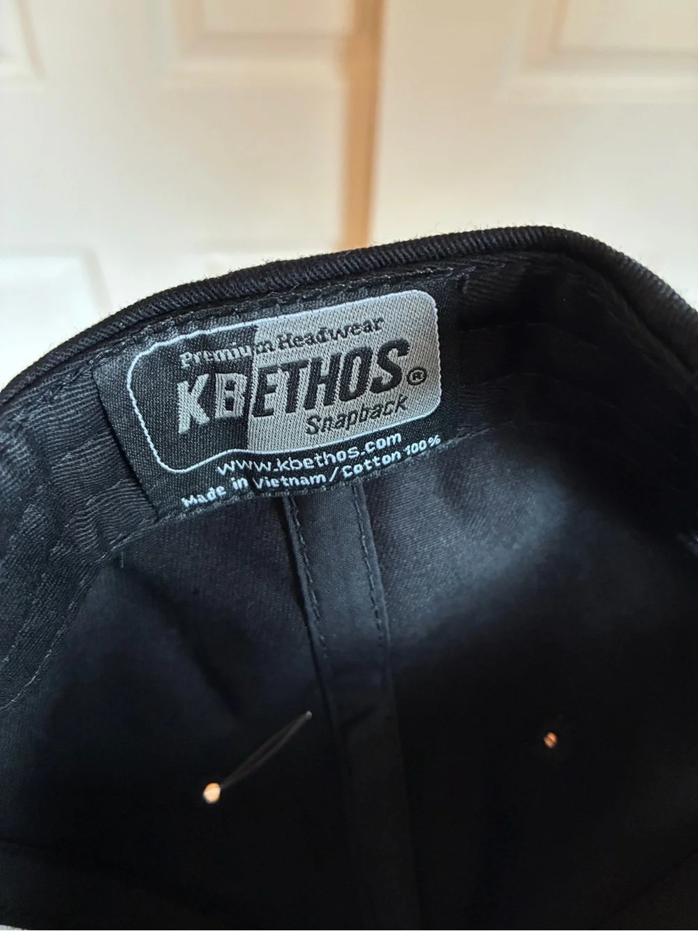 KBETHOS Black Snapback Hat Adjustable Flat Bill Baseball Cap New